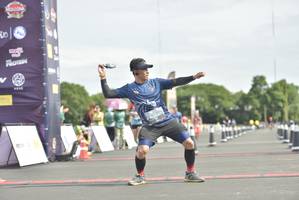 BIB: 147
                            <button type="button" onclick="openModal(4955478)" class="btn btn-primary btn-sm float-right btn-popup" data-toggle="modal" data-target=".modal-high-quality">
                        <i class="fas fa-shopping-cart"></i> Add to Cart
                    </button>
                                            <button type="button" onclick="isThisMe(4955478, true)" class="btn btn-success btn-sm float-right btn-popup btn-isme hidden" data-toggle="tooltip" data-placement="bottom" title="นี่คือรูปของคุณใช่ไหม คลิกที่นี่เพื่อเอาเข้าอัลบั้ม">
                        <i class="fas fa-plus"></i> Add to album
                    </button>
                    <button type="button" onclick="isThisMe(4955478, false)" class="btn btn-warning btn-sm float-right btn-popup btn-isnotme hidden">
                        <i class="fas fa-ban"></i> Remove from album
                    </button>